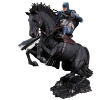 Batman The Dark Knight Returns Statue A Call To Arms 37 cm